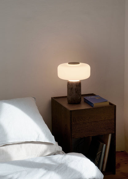 Lampe de table nordique en marbre Wintero