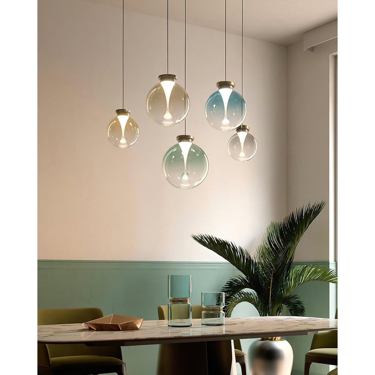 Suspension boule en verre teinté