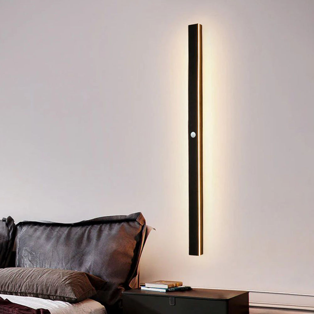 Applique murale extérieure Veldrin minimaliste et fine en métal noir