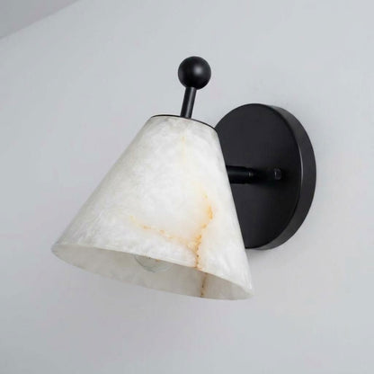 Applique murale conique en albâtre