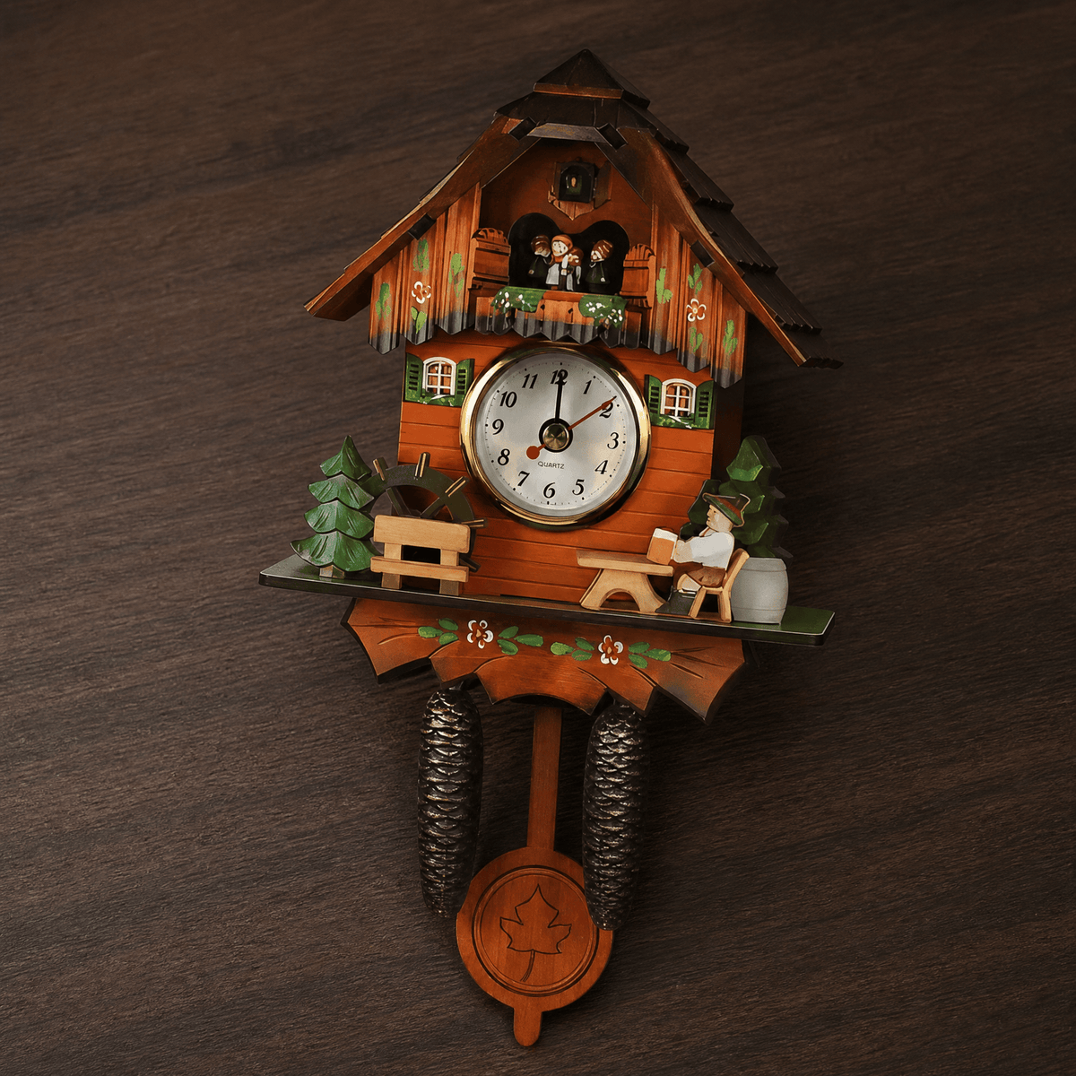 Horloge à coucou rustique en bois Corlinda