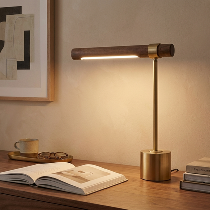 Lampe de table en laiton mid-century Pravena