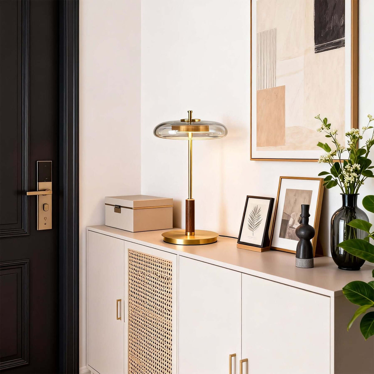 Lampe de table Fenrik en noyer moderne du milieu du siècle