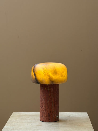 Lampe de table Wabi-Sabi en travertin Brenvale