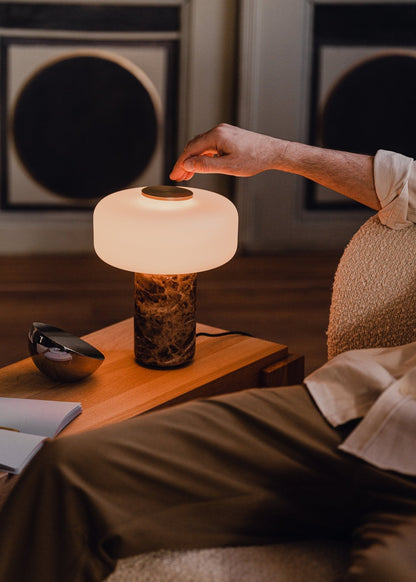 Lampe de table nordique en marbre Wintero