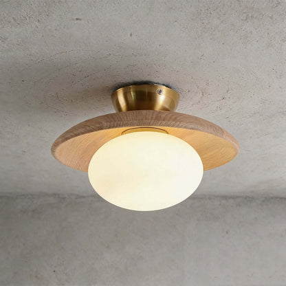 Plafonnier en bois et disques d’opale