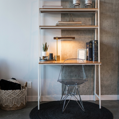 Lampe de table en laiton mid-century Pravena