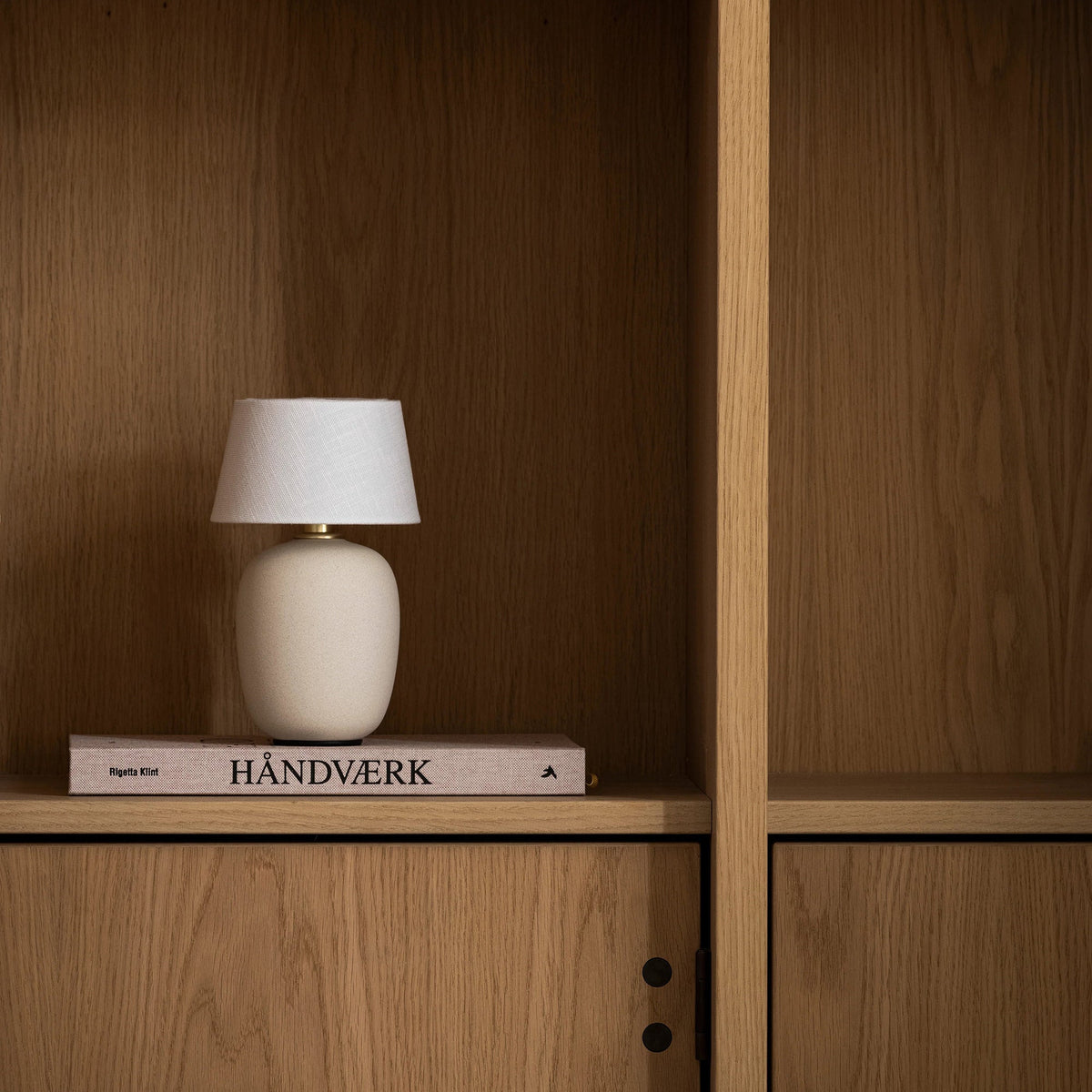 Lampe de table scandinave Halvorn en céramique