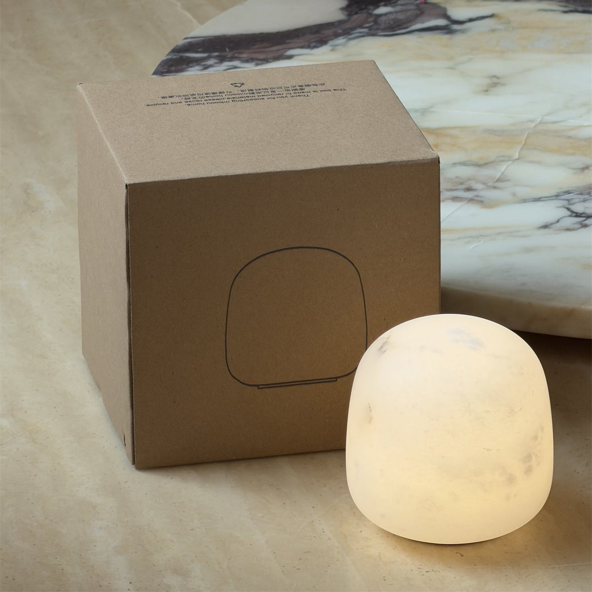 Lampe de table minimaliste en albâtre Alvane