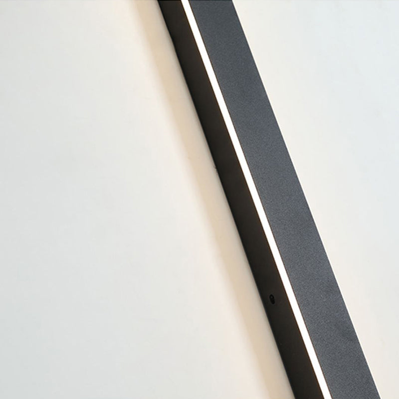 Applique murale extérieure Veldrin minimaliste et fine en métal noir