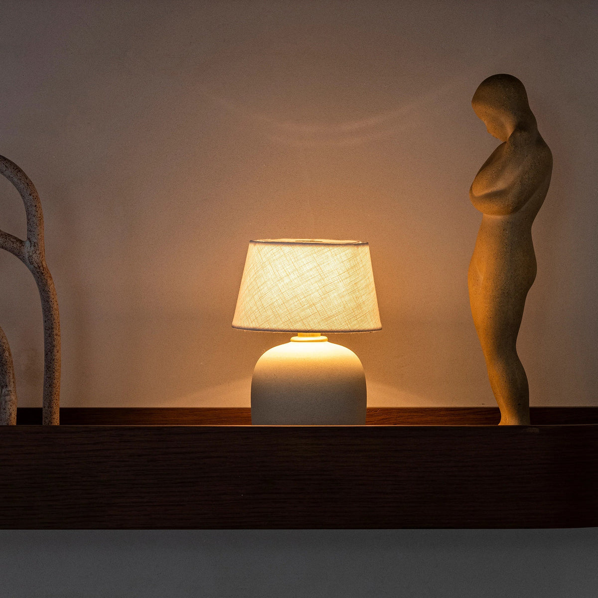 Lampe de table scandinave Halvorn en céramique