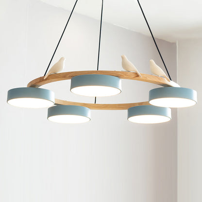 Lustre rond en bois avec oiseaux