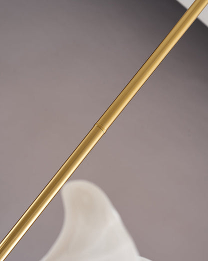 Lustre en laiton à pétales en céramique