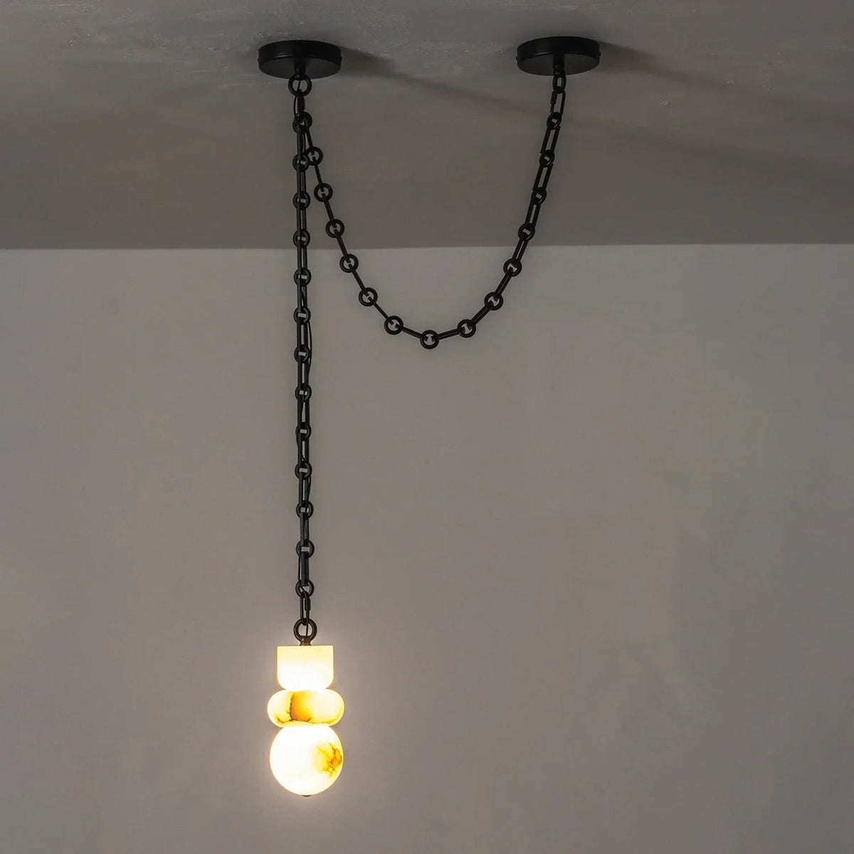 Lustre cascade en pierre d’albâtre