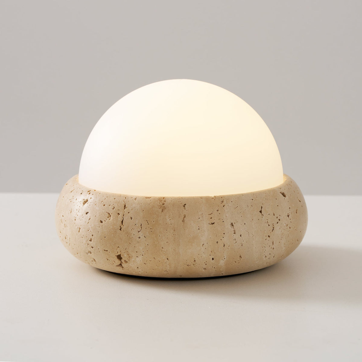 Lampe de table Wabi-Sabi en travertin Orlando