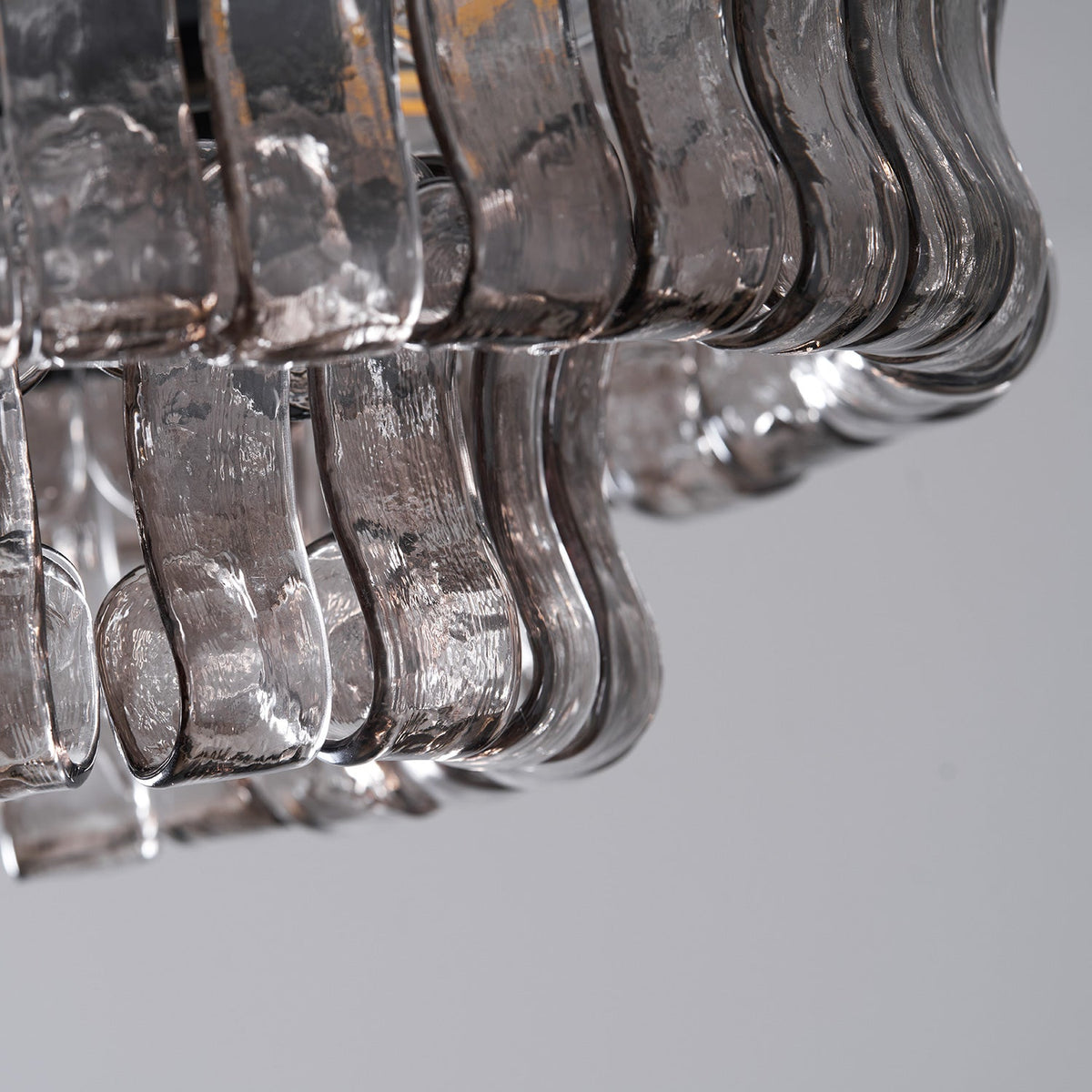 Plafonnier en verre givré à niveaux