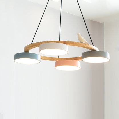 Lustre rond en bois avec oiseaux