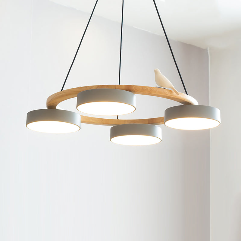Lustre rond en bois avec oiseaux