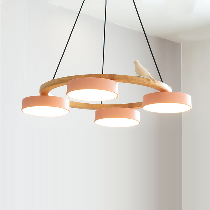 Lustre rond en bois avec oiseaux