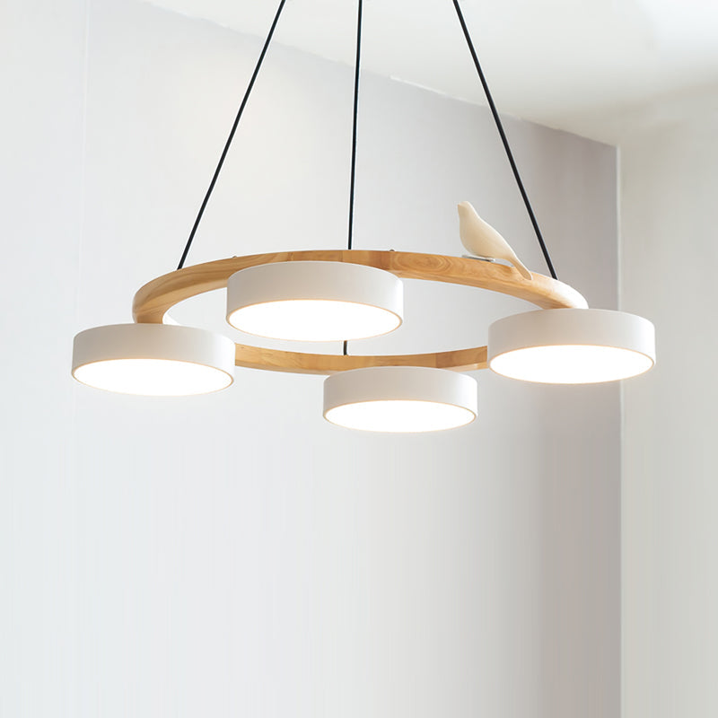Lustre rond en bois avec oiseaux