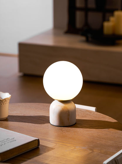 Lampe de table minimaliste en marbre Ulvane