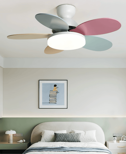 Ventilateur de plafond en bois à pales en forme de fleur