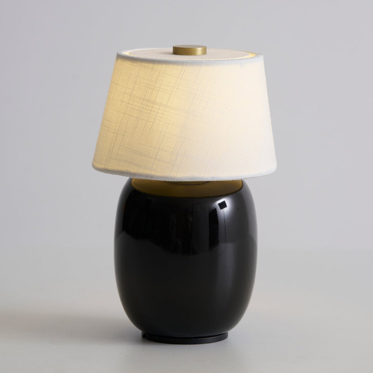 Lampe de table scandinave Halvorn en céramique