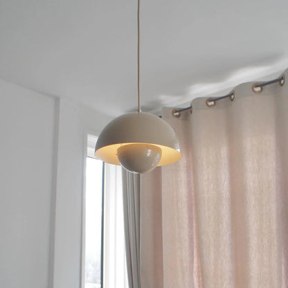 Suspension métallique à deux dômes