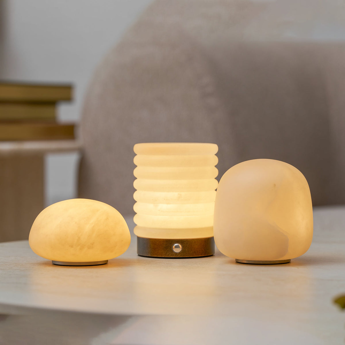 Lampe de table minimaliste en albâtre Alvane