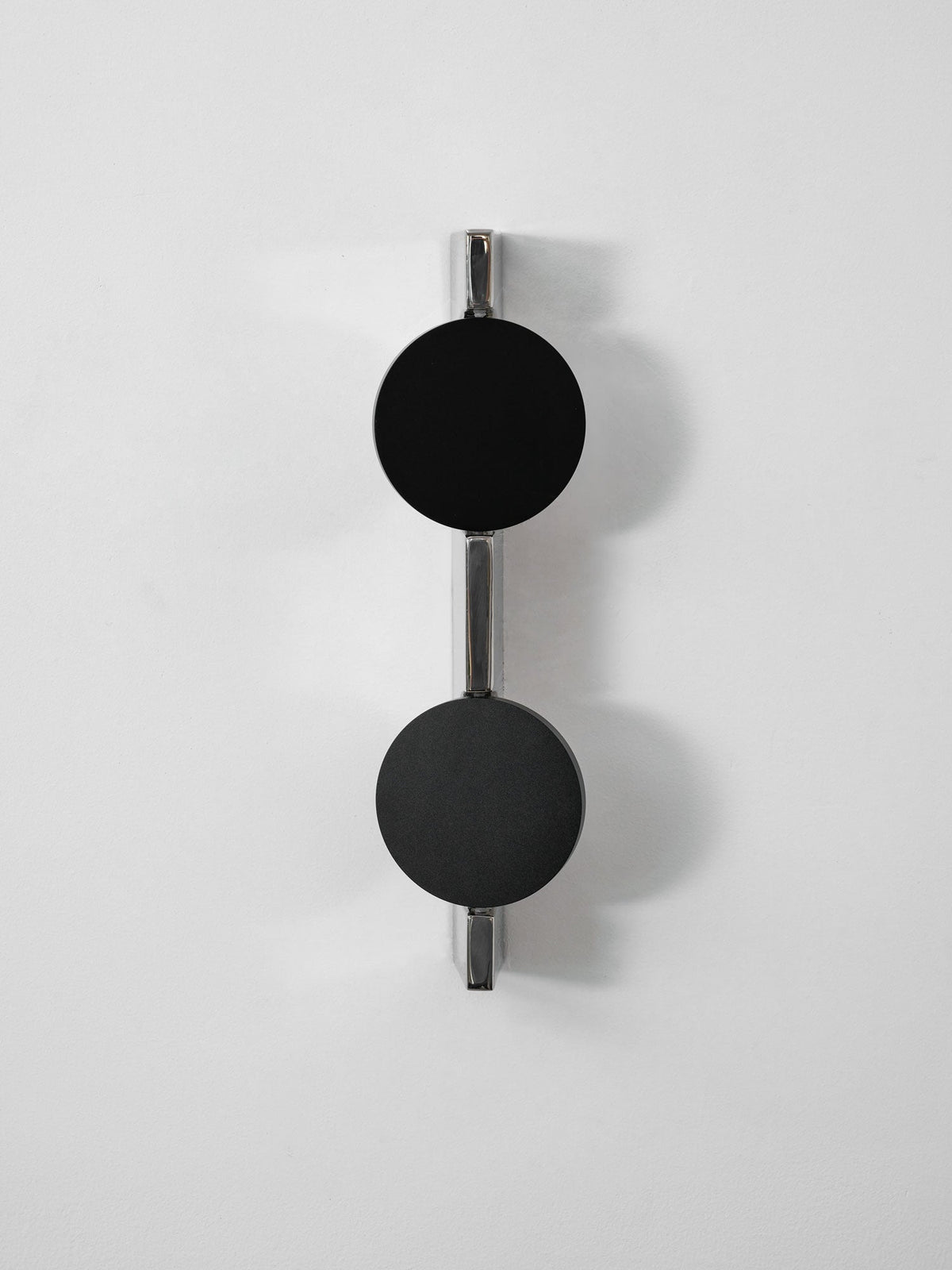 Applique murale sculpturale à disque miroir