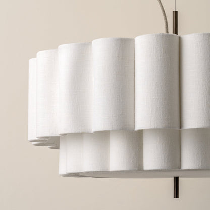 Grande suspension à bord festonné