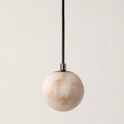 Suspension en bronze et verre albâtre