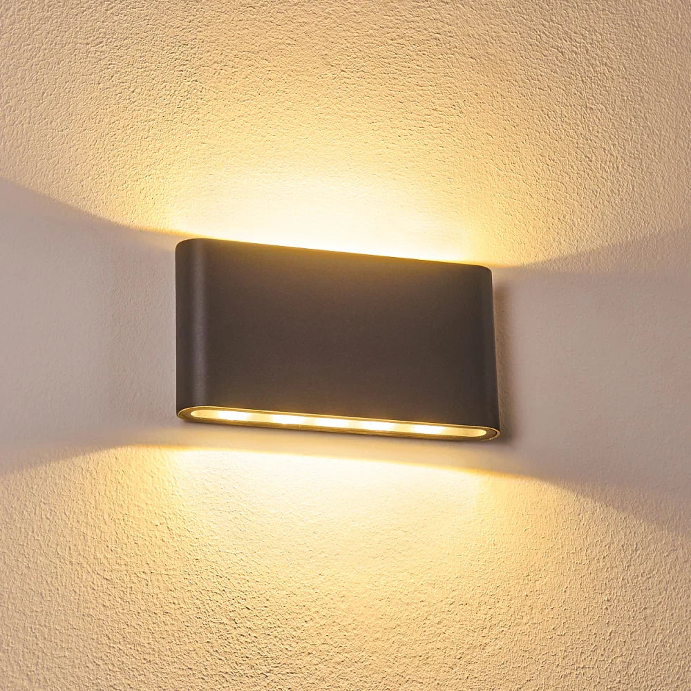 Lumière extérieure moderne étanche orientable haut-bas
