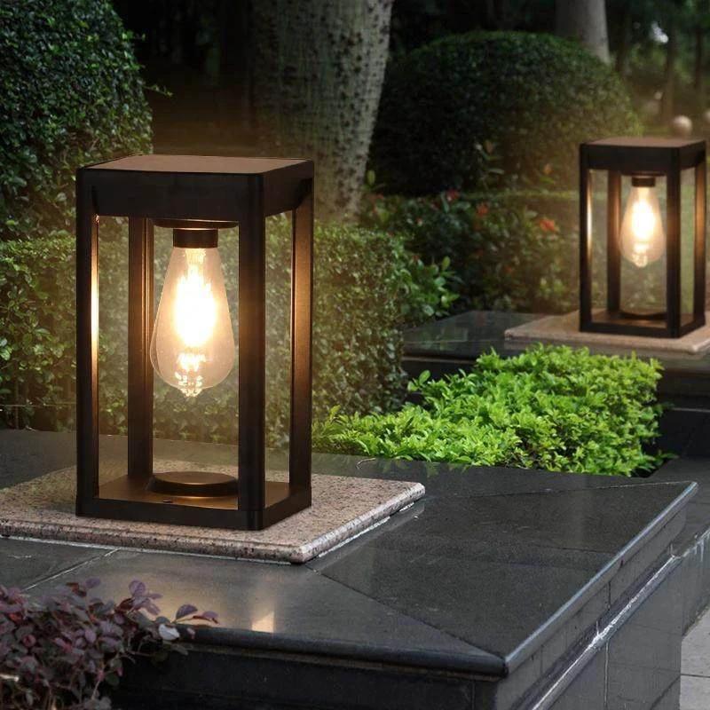 Lampe de colonne extérieure solaire à LED avec détecteur de mouvement