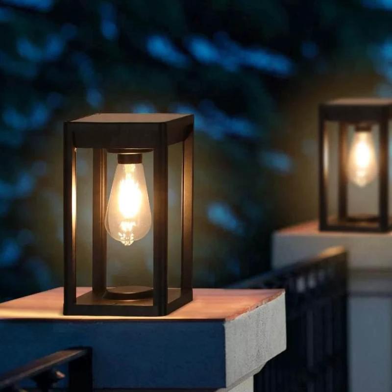 Lampe de colonne extérieure solaire à LED avec détecteur de mouvement
